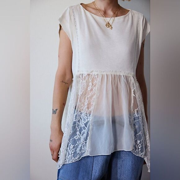 NWT Kimchi Blue white Dream Within A Dream lace cotton Top size M - Picture 5 of 6